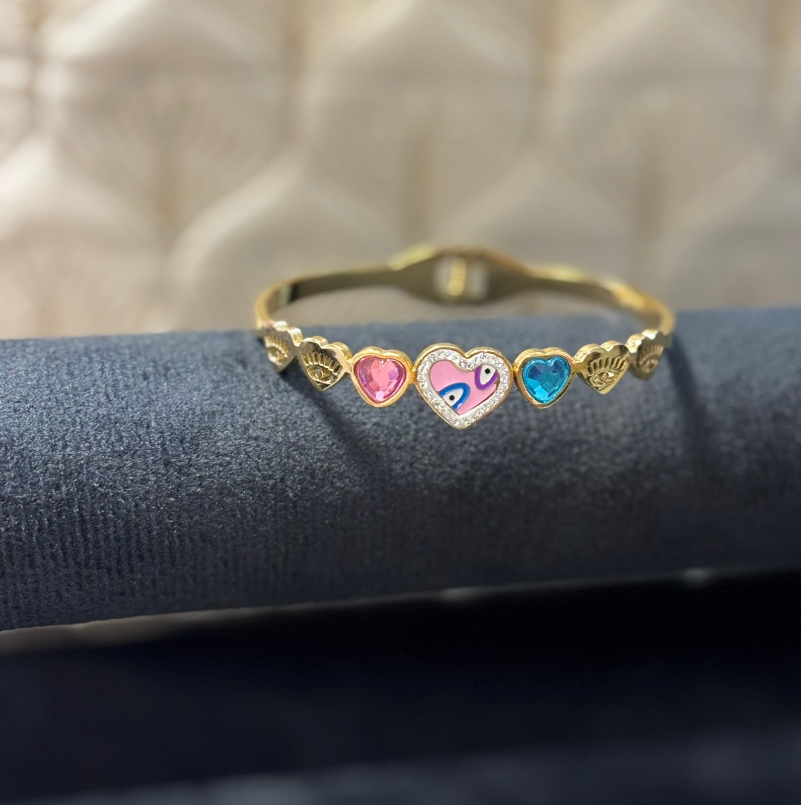 63394516-78c0-4b90-84fb-a481ffd4a439