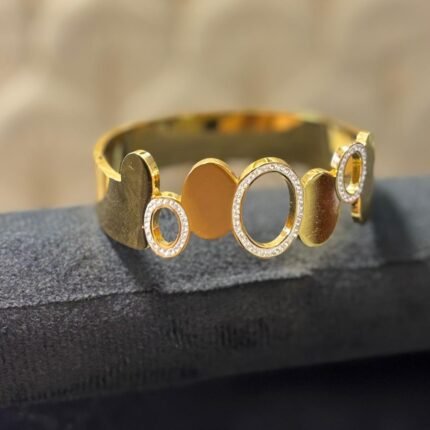 Geometric Glam Gold Bracelet