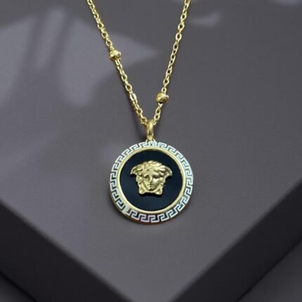 Noir Medusa Pendant